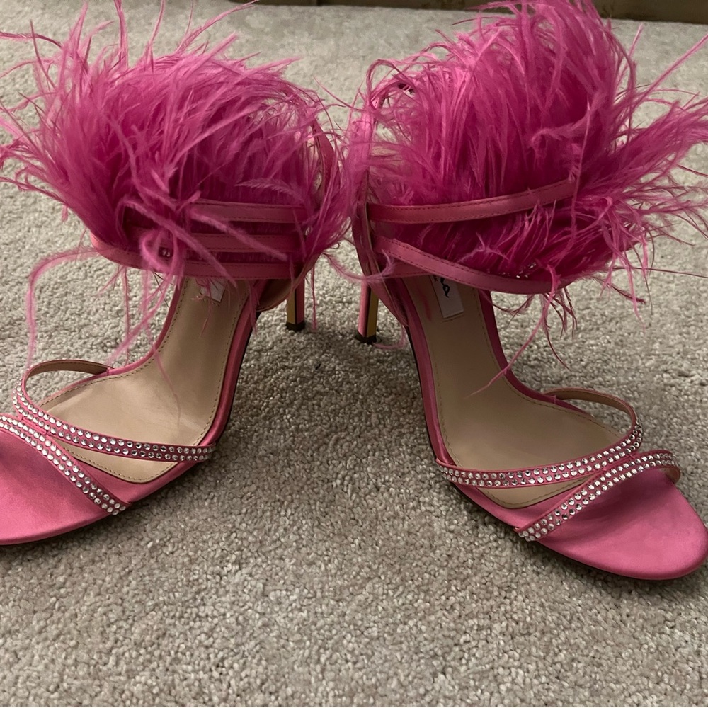 Nina Pink Feathered Heels